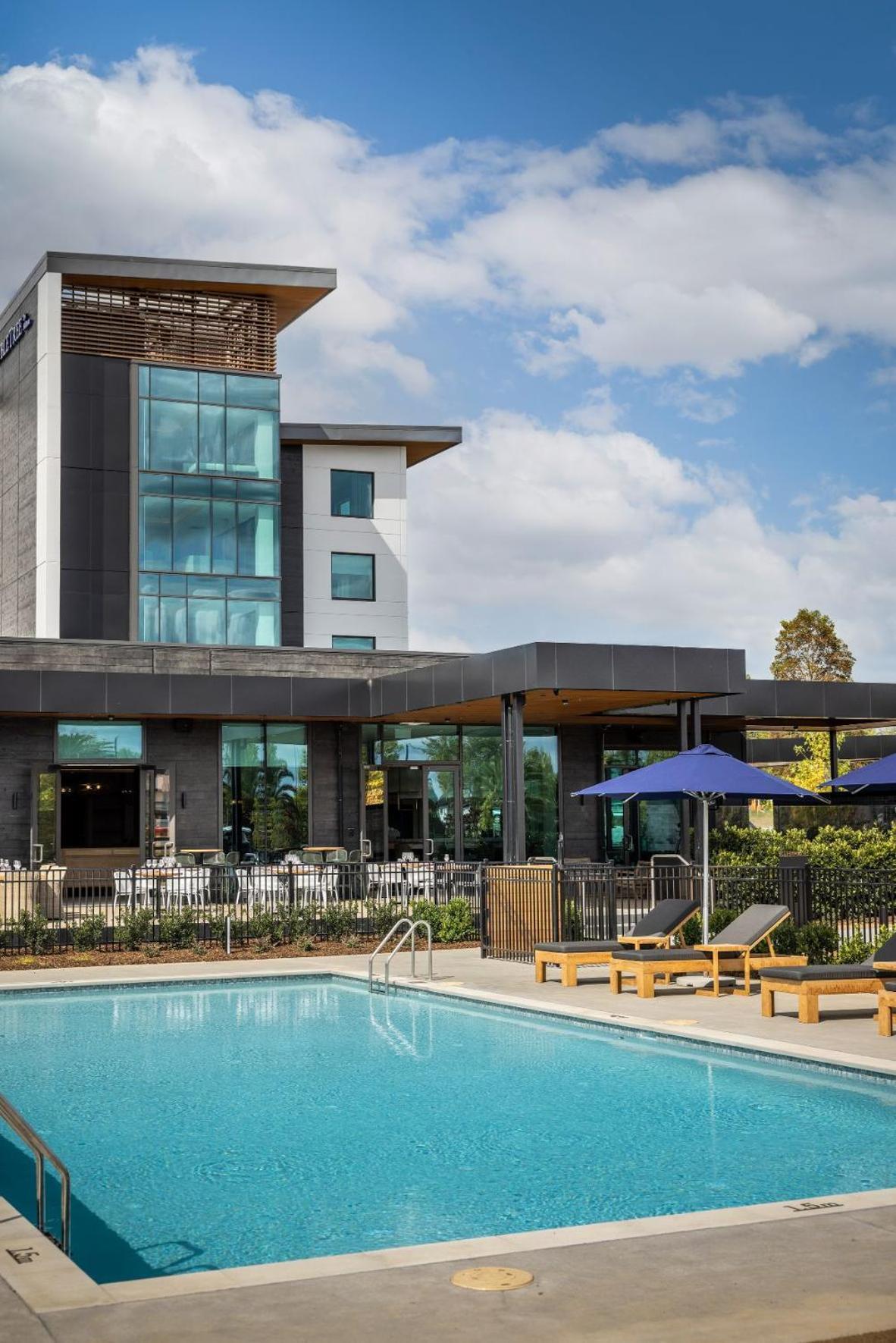 Hotel Doubletree By Hilton Auckland Karaka Esterno foto