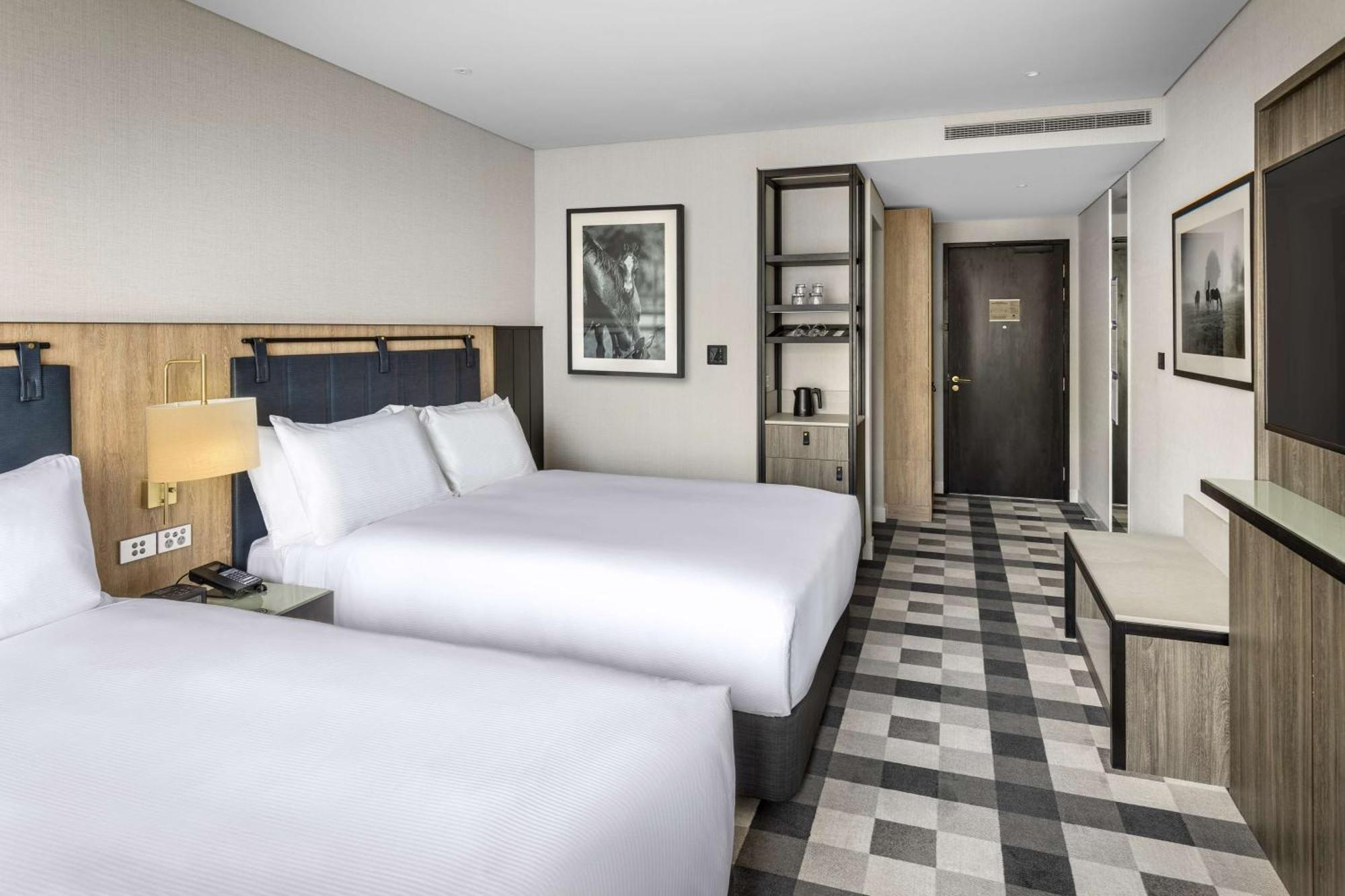 Hotel Doubletree By Hilton Auckland Karaka Esterno foto