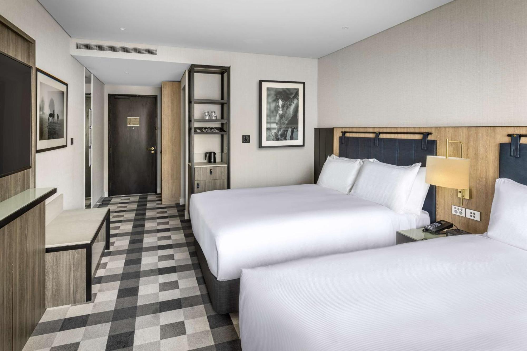 Hotel Doubletree By Hilton Auckland Karaka Esterno foto