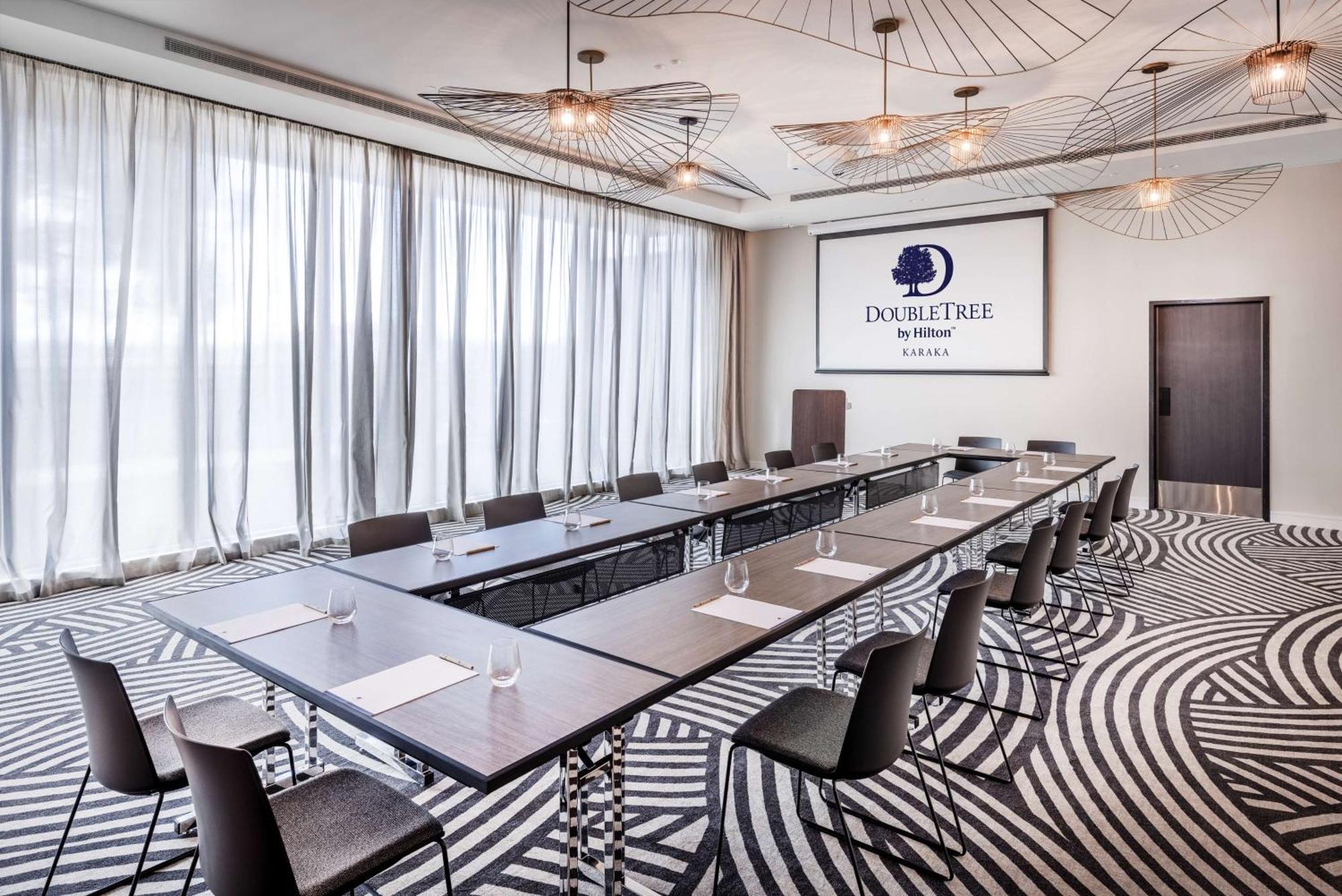 Hotel Doubletree By Hilton Auckland Karaka Esterno foto