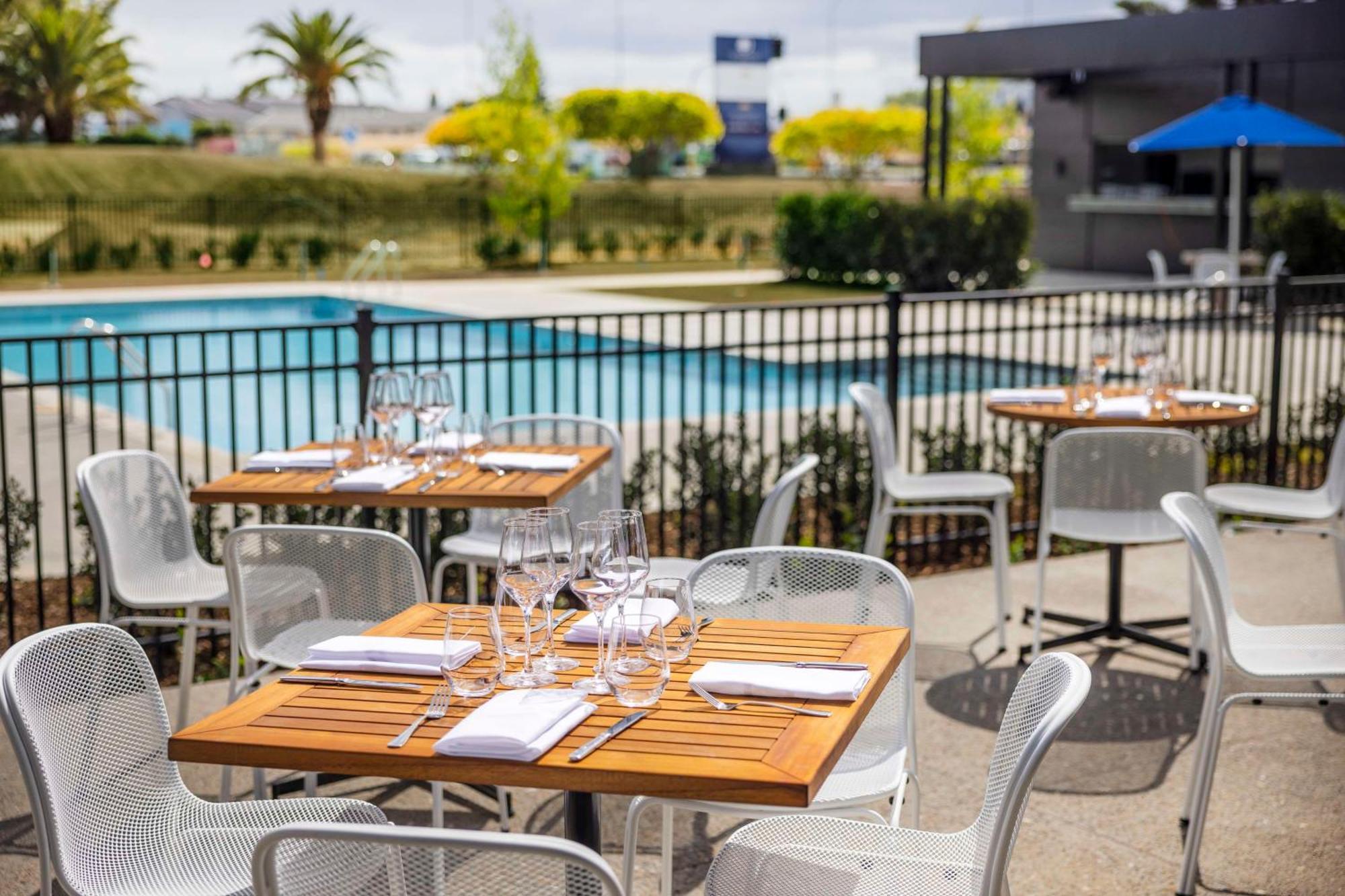 Hotel Doubletree By Hilton Auckland Karaka Esterno foto