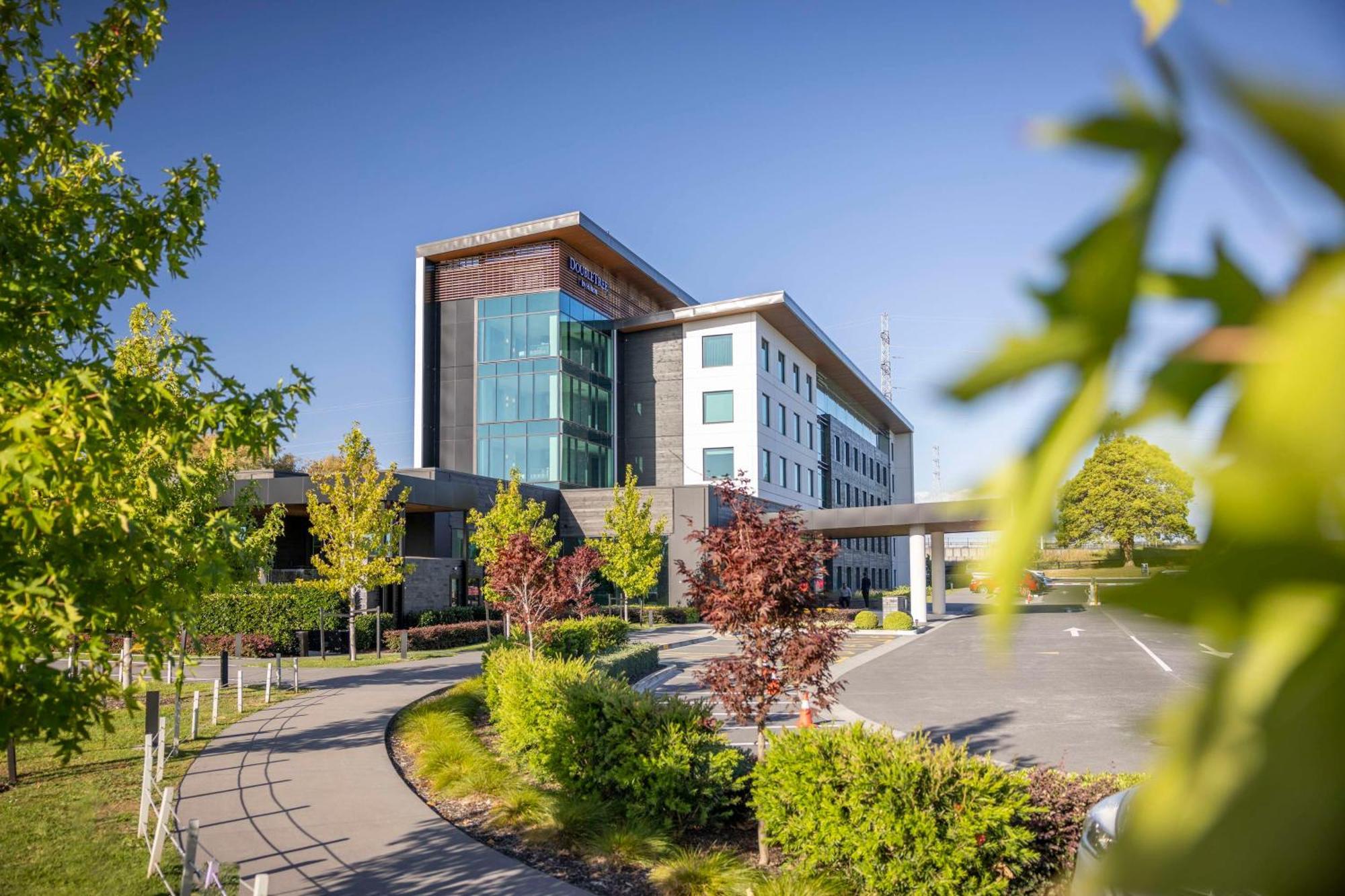 Hotel Doubletree By Hilton Auckland Karaka Esterno foto
